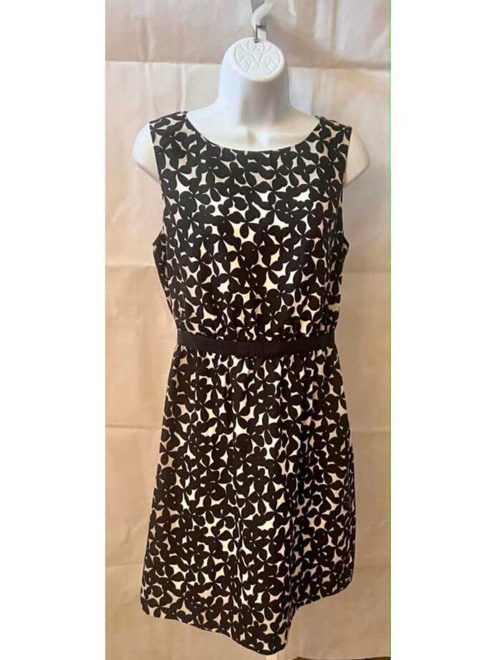 LOFT Size S Black Ivory Floral Sleeveless Elastic Waist A-Line Dress